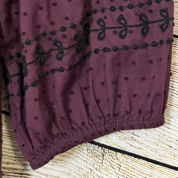 Lane Bryant Women's Top Size 20 Maroon/Burgundy Embroidered V-Neck 3/4 Sleeve - Picture 5 of 10